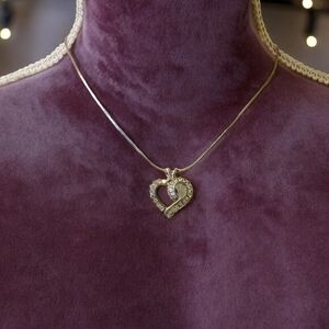 Silver 925 Heart Crystal Pendant Necklace White Stone Chain Womens Jewelry VG